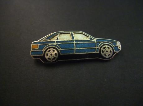 Audi 80 middenklassenauto blauw